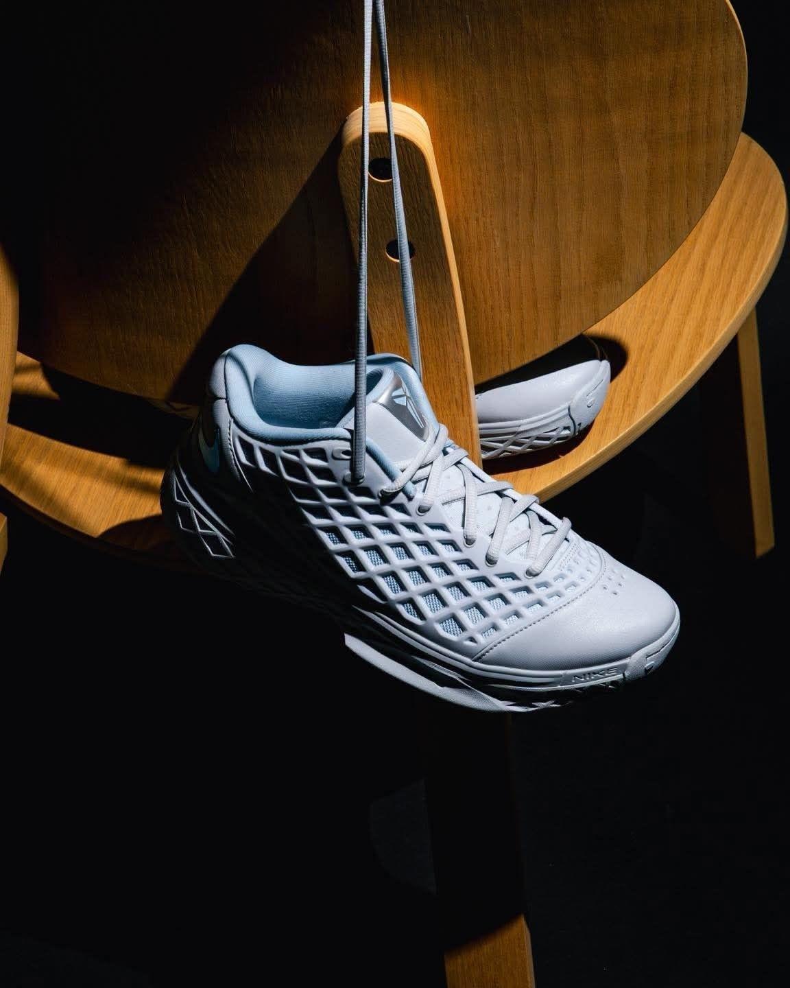 Nike Zoom Kobe 3 科比3代 复古篮球鞋 科比签名战靴